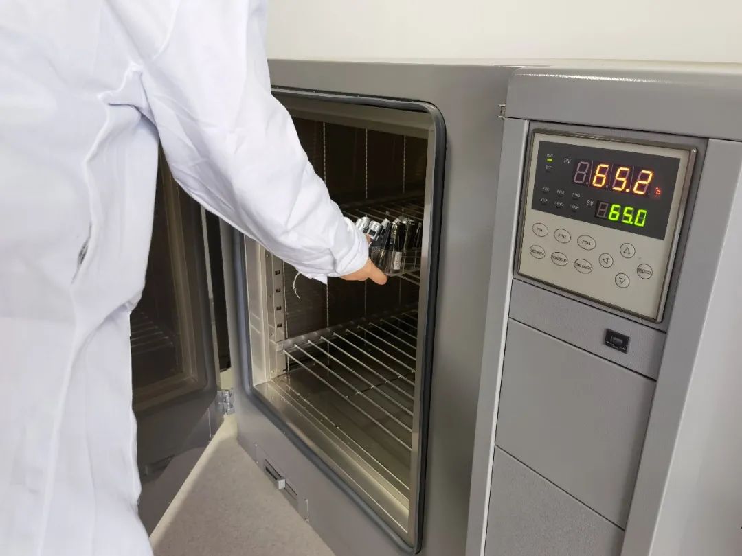 <a href='http://www.nybtm.com' title='危險(xiǎn)品運(yùn)輸' >危險(xiǎn)品運(yùn)輸</a>